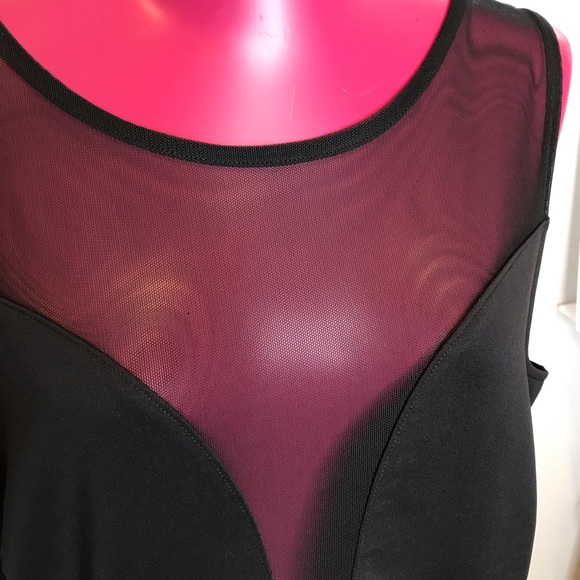 ‘Forever 21 Plus Peplum Top sz 2X’🖤 - Picture 3 of 4
